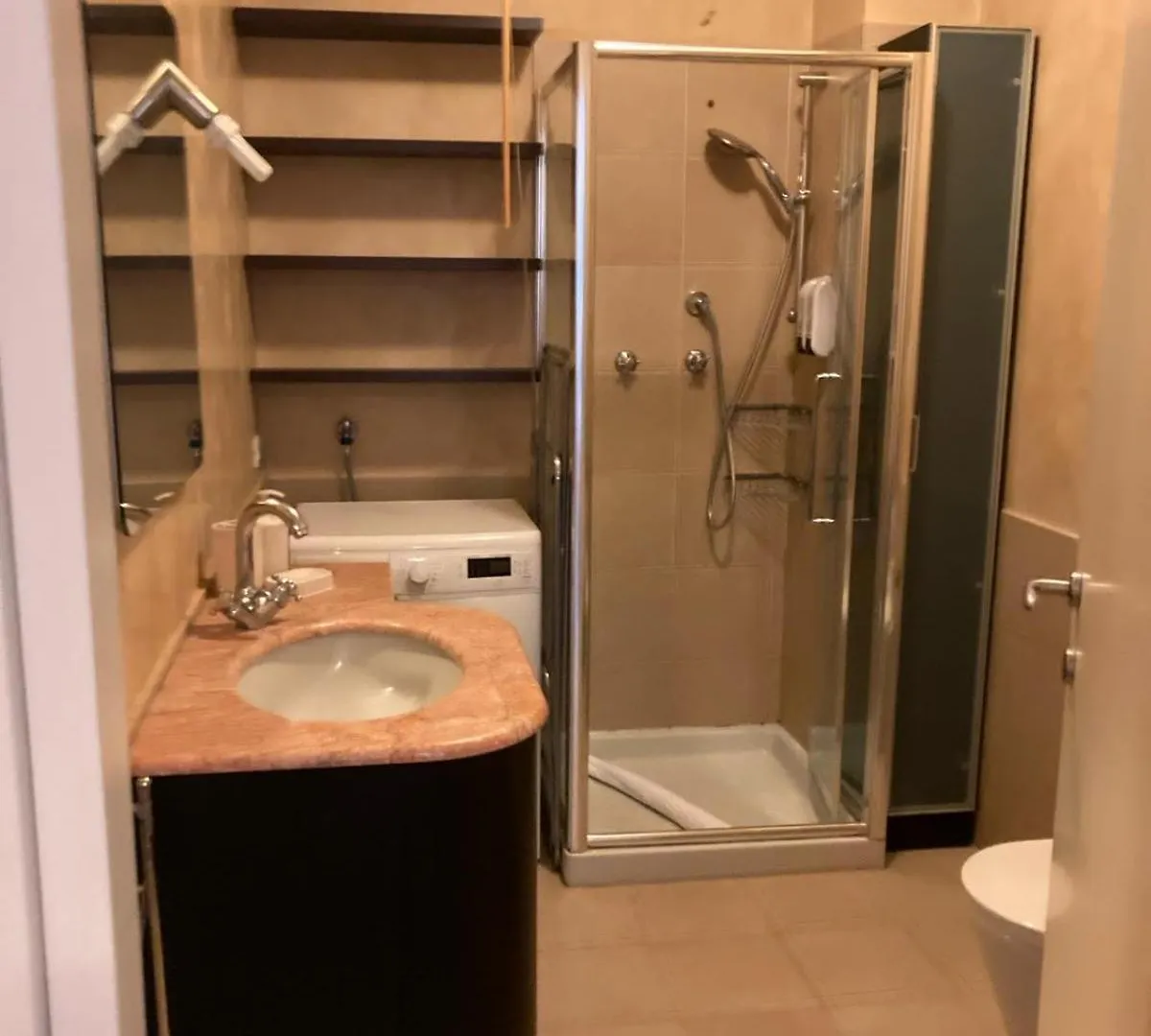 Accomodo Mit51 Trivano Cenisio Milan